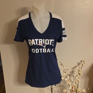 NWOT Patriots Football Womens  Tshirt